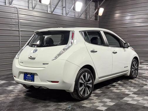2017 Nissan Leaf SV Electric Hatchback