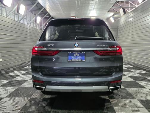 2021 BMW X7 xDrive40i