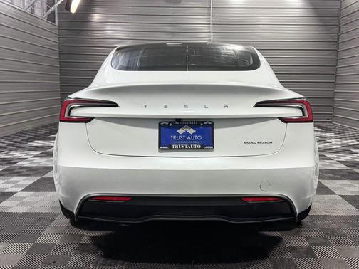 2025 Tesla Model 3 Long Range