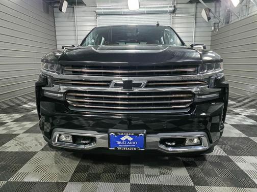 Black 2019 Chevrolet Silverado 1500 High Country