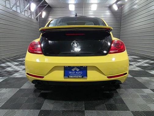 2014 Volkswagen Beetle 2.0T GSR