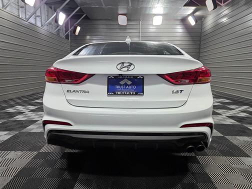 2018 Hyundai ELANTRA Sport