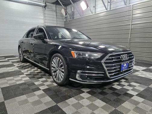 Mythos Black Metallic 2019 Audi A8 L 55