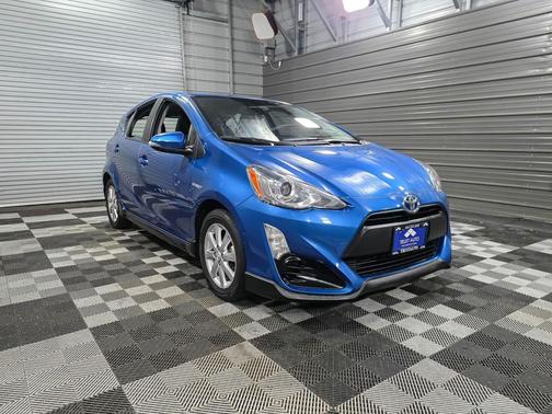 2017 Toyota Prius c Two