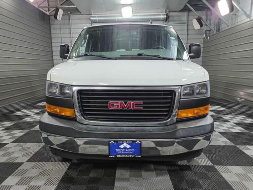 2019 GMC Savana 2500 Work Van