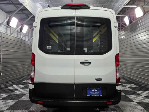 2021 Ford Transit-250 Base