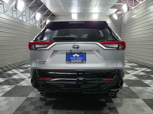 2023 Toyota RAV4 Hybrid SE
