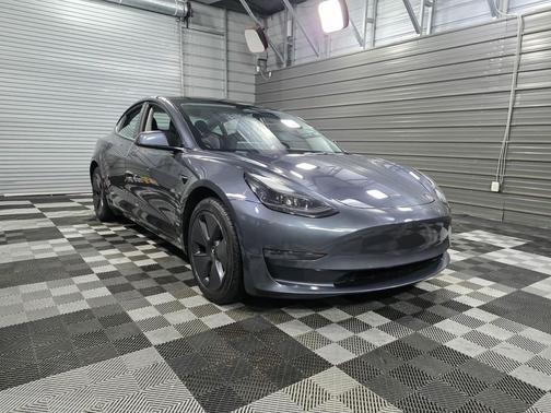 2023 Tesla Model 3 Standard Range
