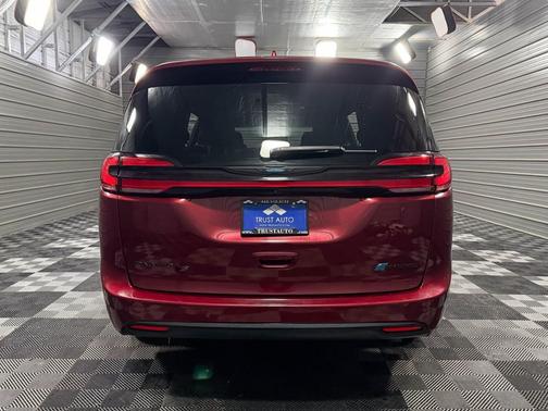 2021 Chrysler Pacifica Hybrid Limited