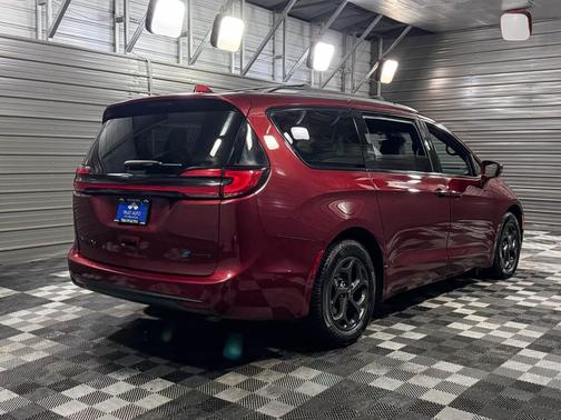 2021 Chrysler Pacifica Hybrid Limited