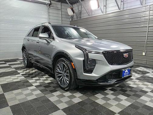 2024 Cadillac XT4 Sport