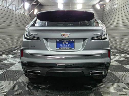 2024 Cadillac XT4 Sport