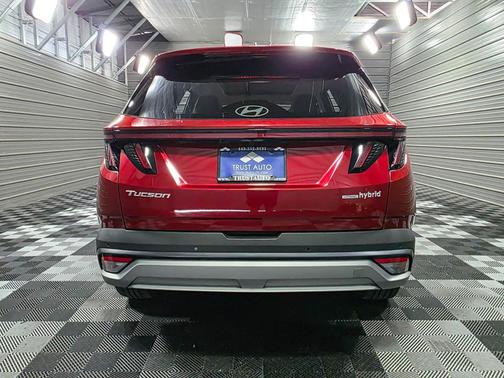 2025 Hyundai TUCSON Limited AWD Hybrid-Electric SUV