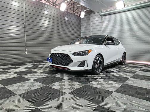 2019 Hyundai Veloster Base
