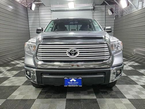 2017 Toyota Tundra SR5