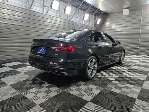 2023 Audi A4 45 S line Premium Plus