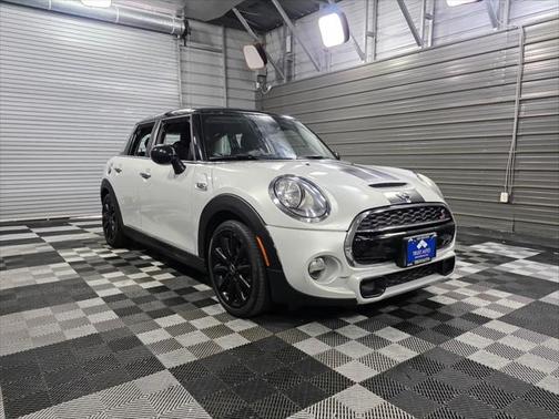 2016 MINI Hardtop Cooper S