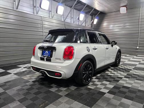 2016 MINI Hardtop Cooper S