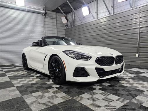 2022 BMW Z4 sDrive30i Soft-Top Luxury Convertible