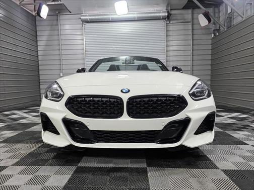 2022 BMW Z4 sDrive30i Soft-Top Luxury Convertible