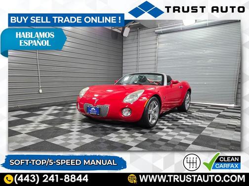 2008 Pontiac Solstice 5-Speed Manual Soft-Top Convertible