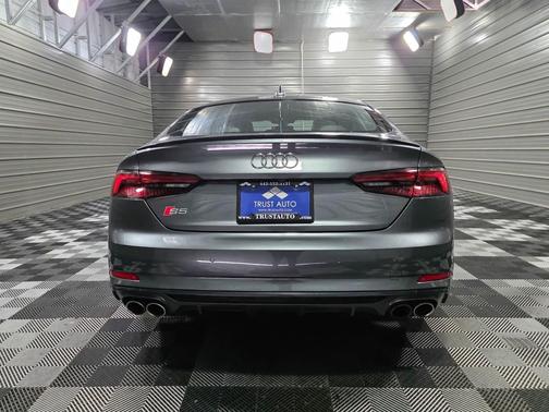 2019 Audi S5 3.0T Prestige