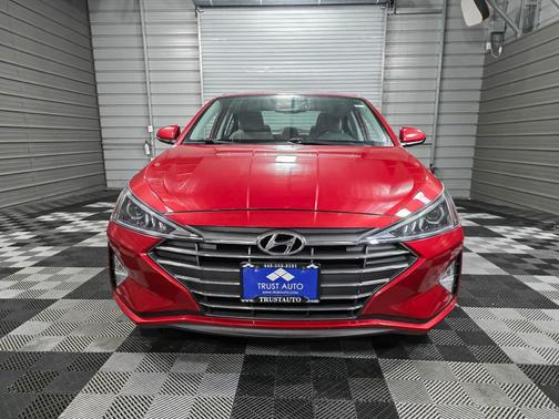 2019 Hyundai ELANTRA Value Edition