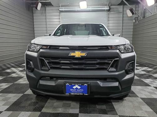 2023 Chevrolet Colorado WT