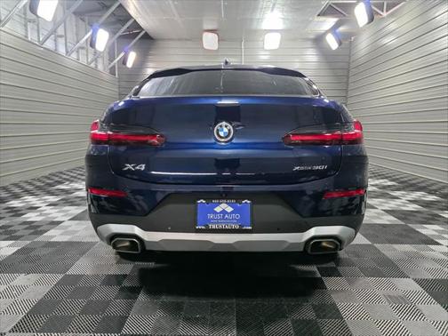 2022 BMW X4 xDrive30i AWD SUV w/Premium Pkg