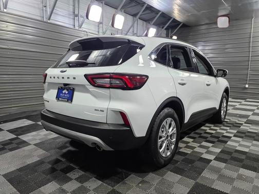 Oxford White 2024 Ford Escape Active