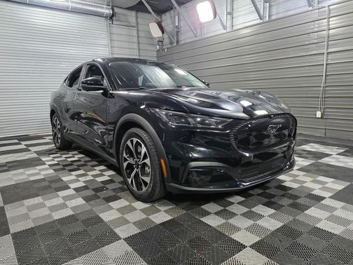 2024 Ford Mustang Mach-E Select