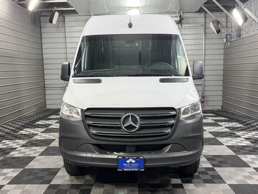2020 Mercedes-Benz Sprinter 2500 High Roof