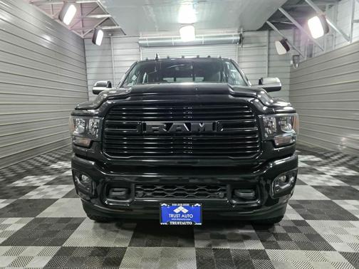 2019 RAM 3500 Big Horn 4WD Crew Cab 6.4L V8 Hemi Pickup Truck w/Level 2/Black Appearance Pkgs