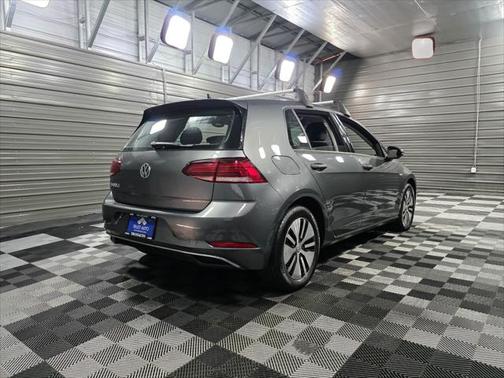 2019 Volkswagen e-Golf SE