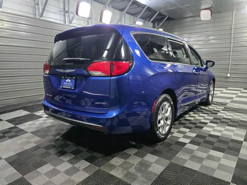 2020 Chrysler Pacifica Limited