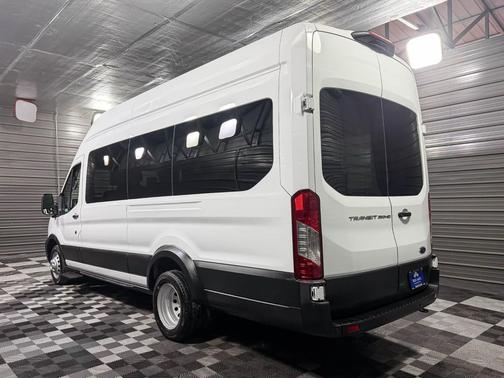 2024 Ford Transit-350 XL