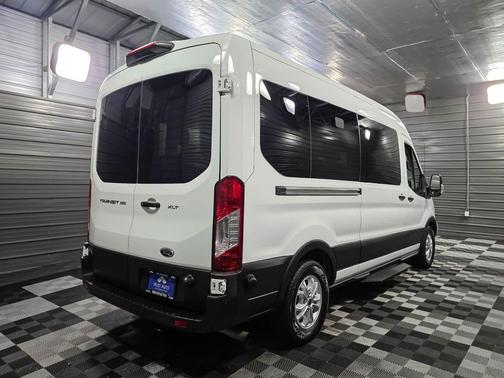 2024 Ford Transit-350 XLT