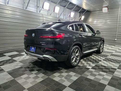 2022 BMW X4 xDrive30i AWD Sports Activitiy Coupe