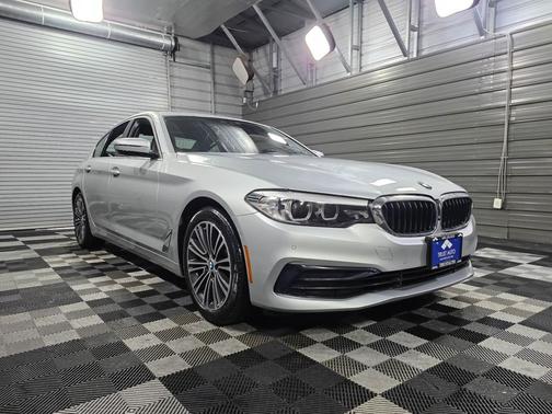 2019 BMW 530 i xDrive