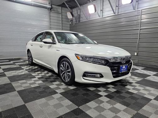 2019 Honda Accord Hybrid Touring