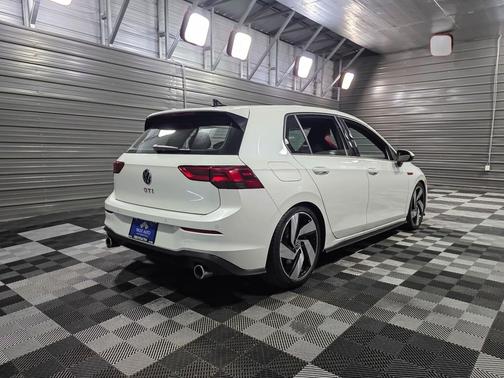 2024 Volkswagen Golf GTI 2.0T S DSG