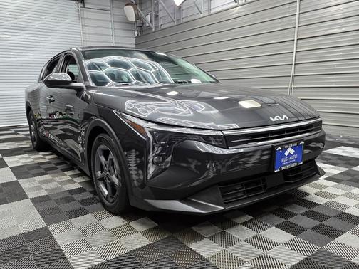 Interstellar Gray 2025 Kia K4 LXS Sedan