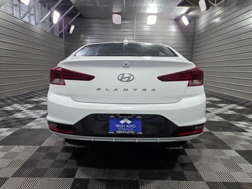 2019 Hyundai ELANTRA Value Edition