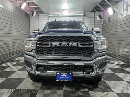 2021 RAM 3500 Tradesman 4WD Crew Cab Cummins HO Turbo Diesel Pickup Truck