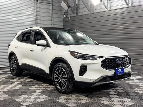 2023 Ford Escape PHEV Base