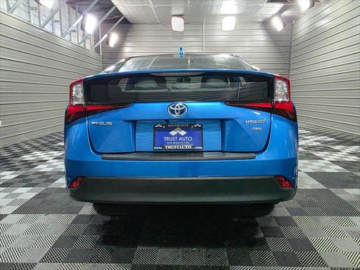 2022 Toyota Prius XLE
