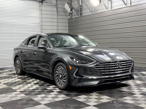2023 Hyundai SONATA Hybrid Limited
