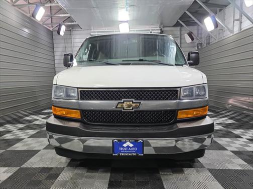 2018 Chevrolet Express 3500 LT