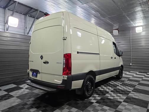 2024 Mercedes-Benz Sprinter 2500 High Roof