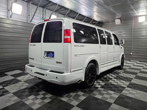 2021 GMC Savana 2500 Limited Explorer SE 135 WB Luxury Conversion Van w/Entertainment Pkg